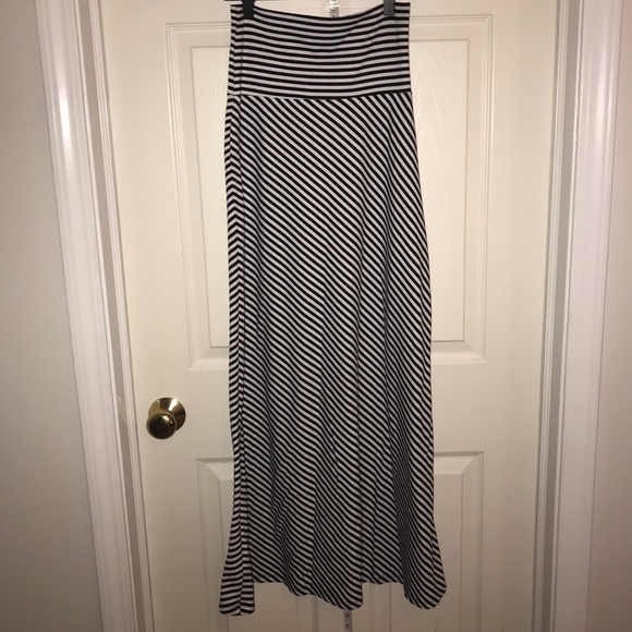 Lily Rose Dresses & Skirts - GUC! Medium Floor Length Skirt!